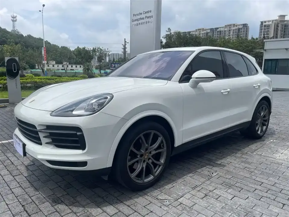 Porsche Cayenne Cayenne 3.0T Platinum Edition 2023