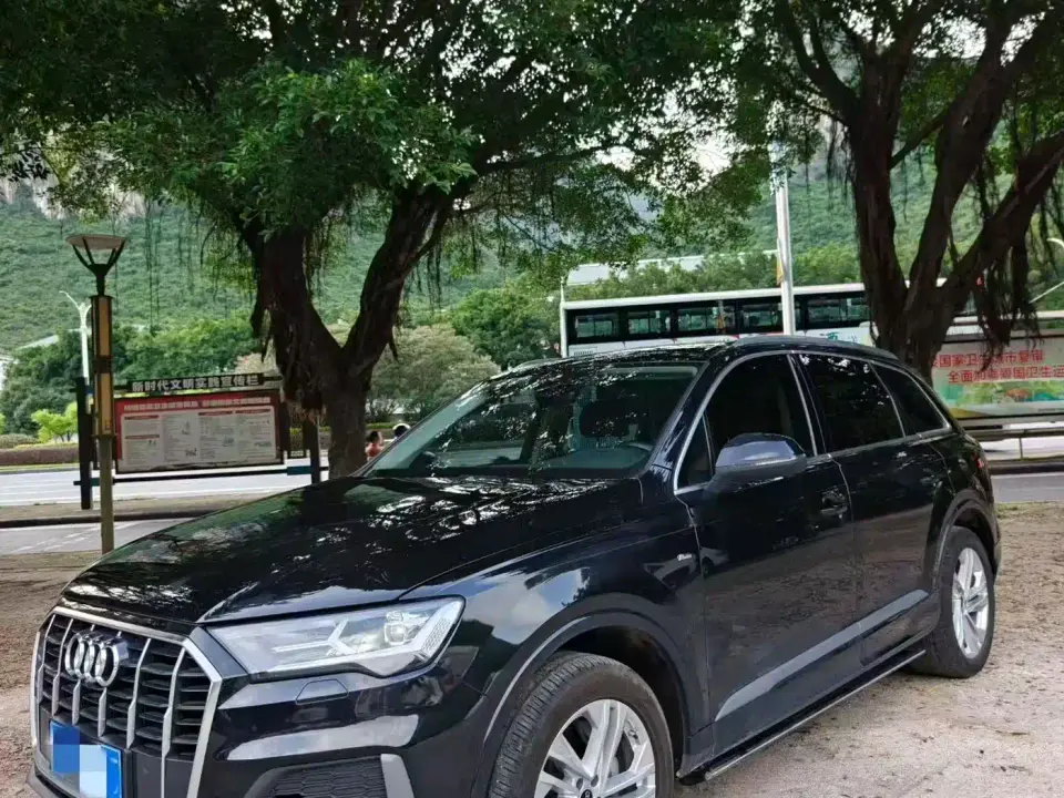 Audi Q7 45 TFSI quattro S line Sport 2022