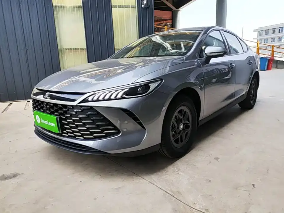BYD Qin PLUS DM-i Smart Edition 128KM Progressive 2026