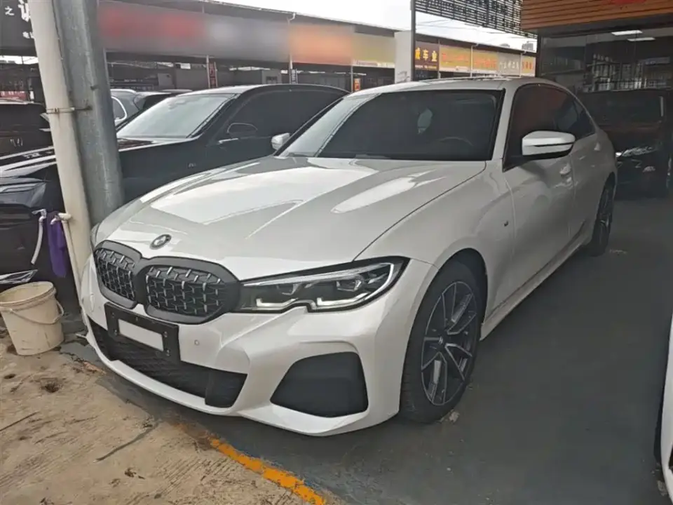 BMW 3 Series 325Li M Sport Package 2022