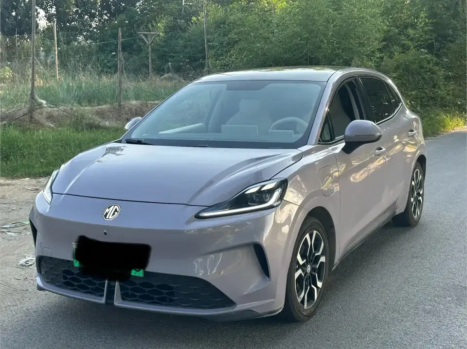 MG MG4 EV Base Model 2025