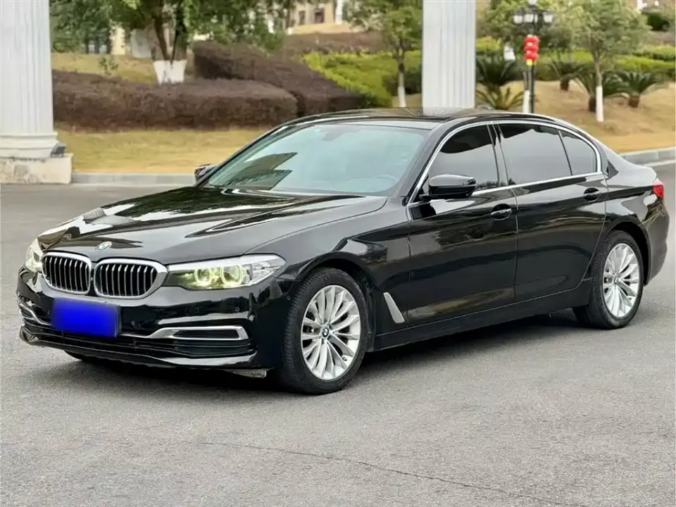 BMW 5 Series Facelift 525Li Luxury Package 2019
