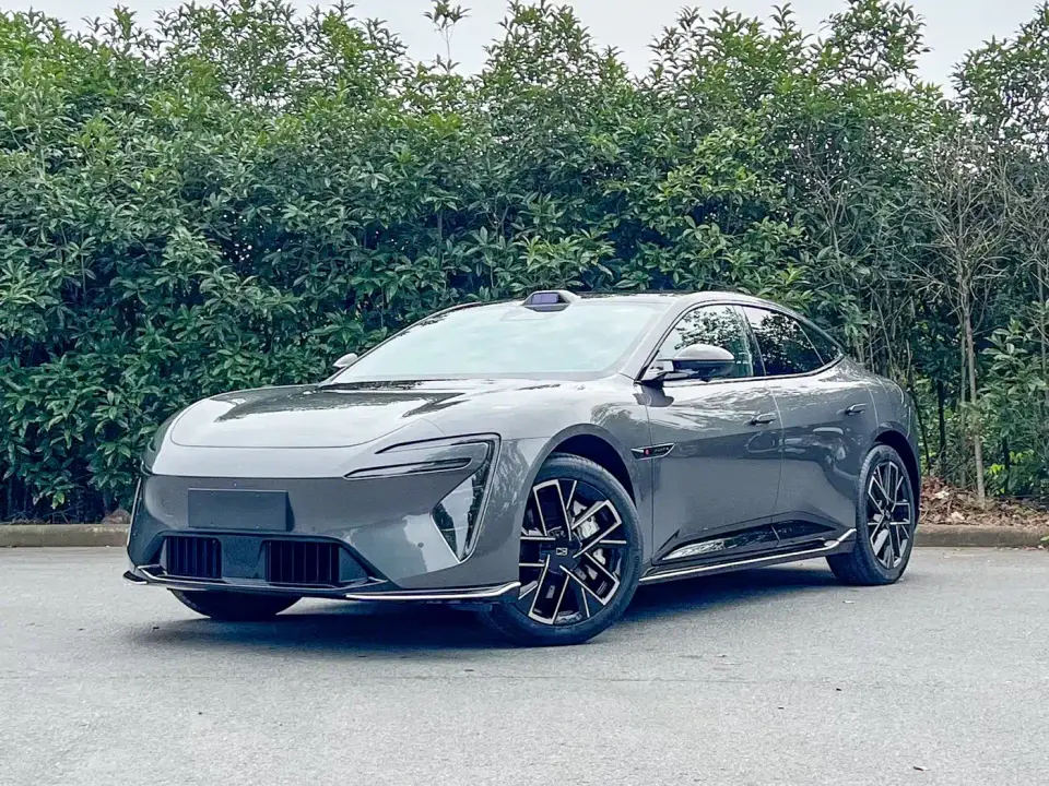 Avatr 06 Ultra Pure Electric Edition 2025