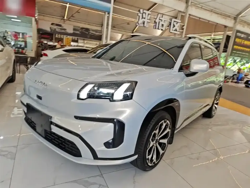 Aion V Aion T-Rex 520 Smart Luxury Edition 2024