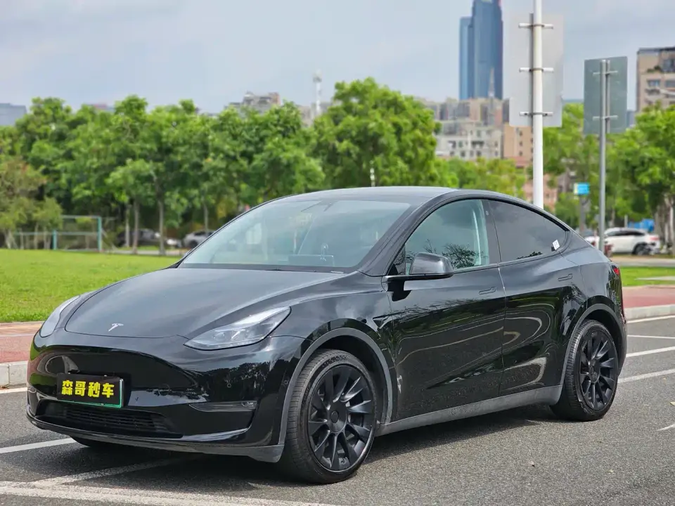 Tesla Model Y Facelift Long Range All-Wheel Drive Version 2023