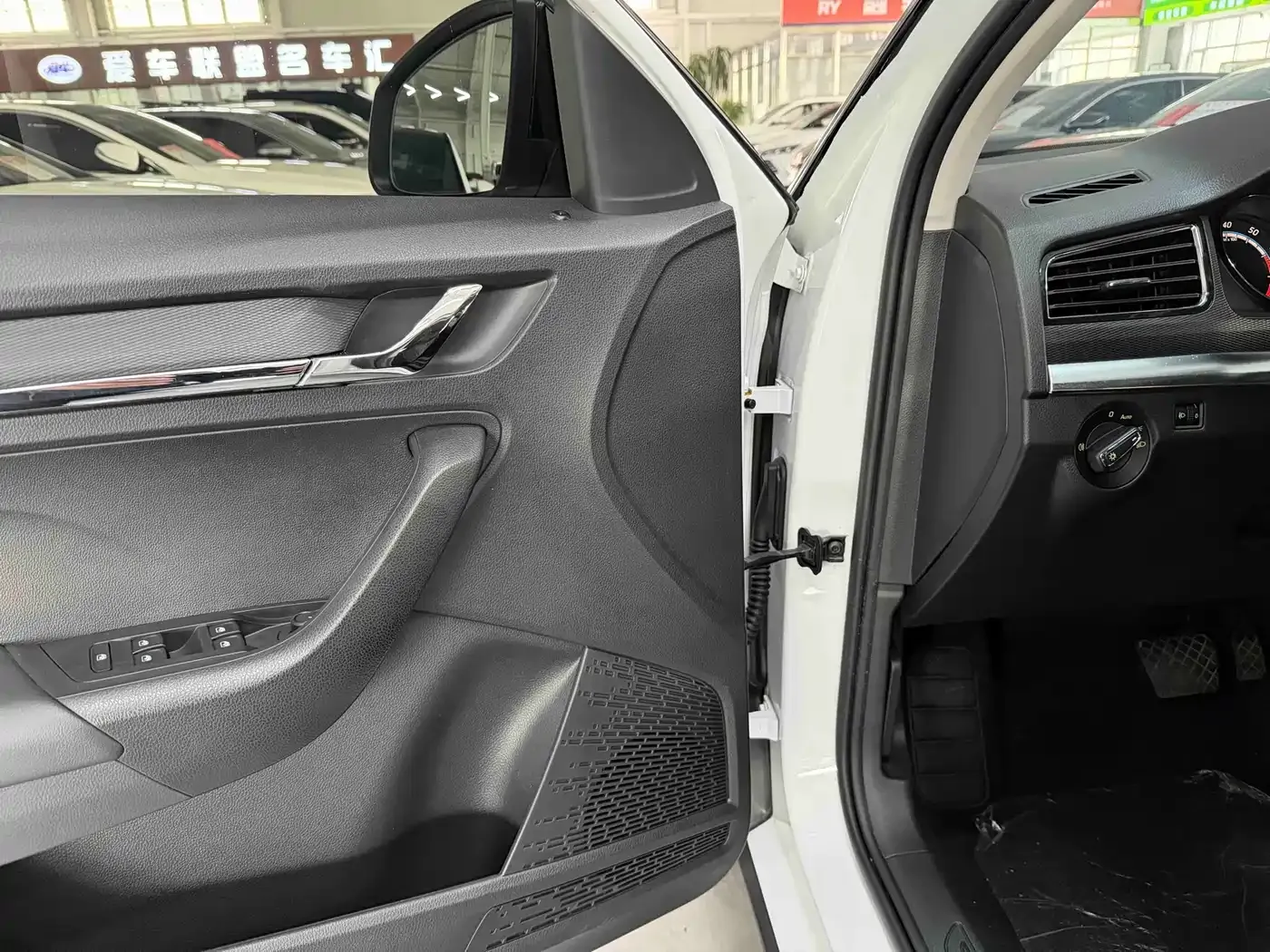 Skoda Kamiq Facelift 1.5L Auto Comfort Edition 2023 — фото 9