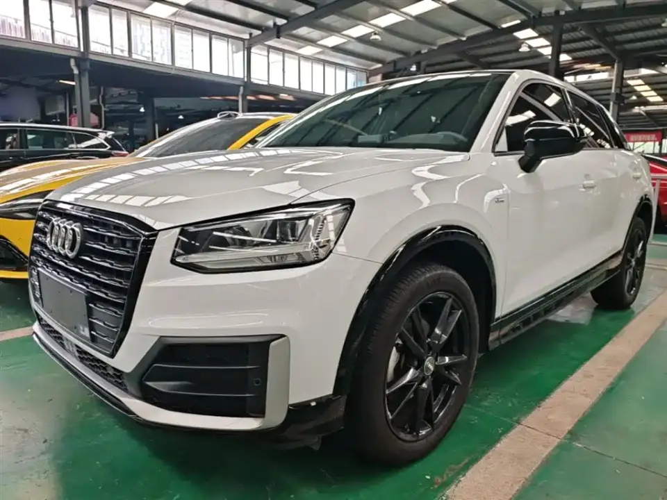 Audi Q2L 35 TFSI Progressive Dynamic 2021