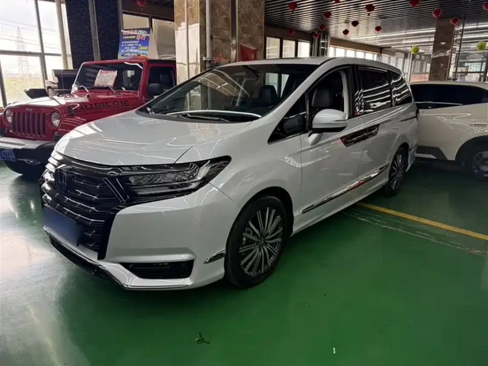 Honda Elysion 2.0L e:HEV Luxury Edition 2024
