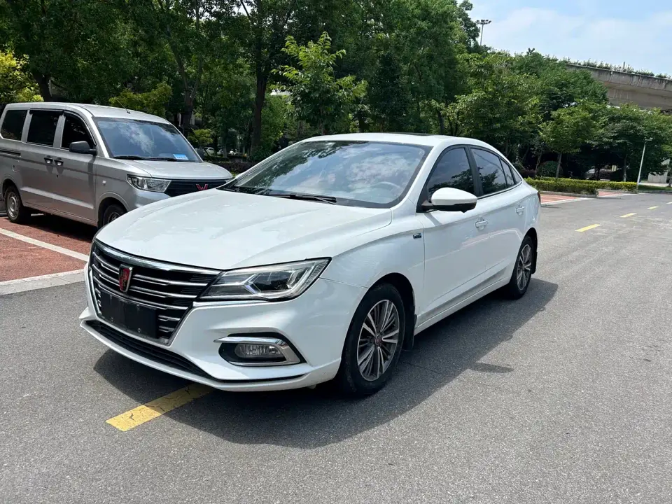 Roewe i5 1.5L Auto 4G Langhao Edition 2019