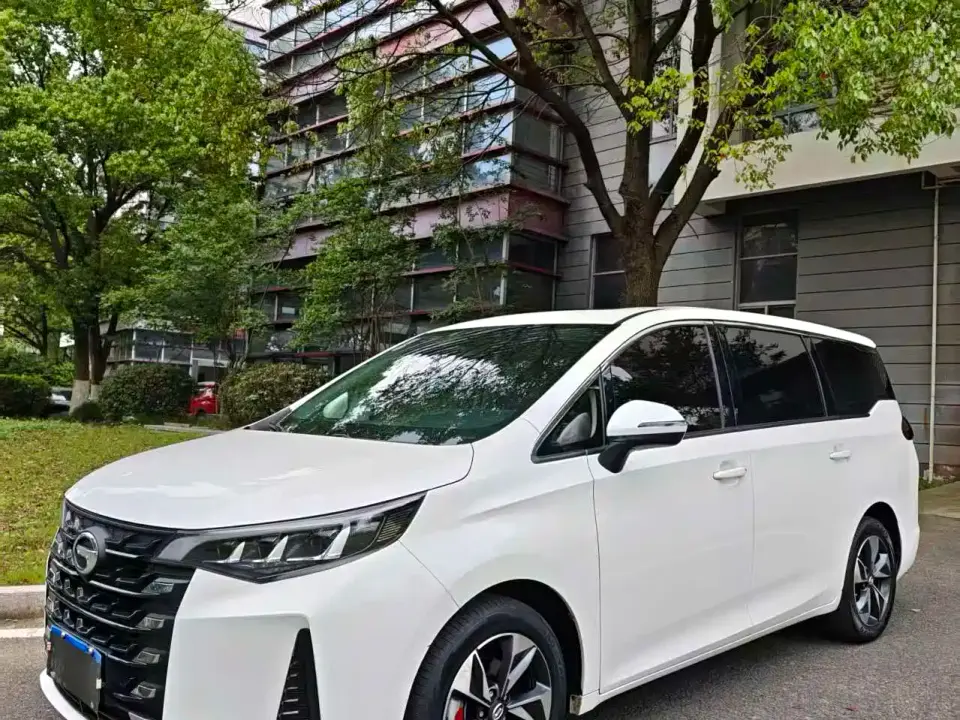GAC Trumpchi M6 270T DCT Luxury Edition (7-Seater) 2021