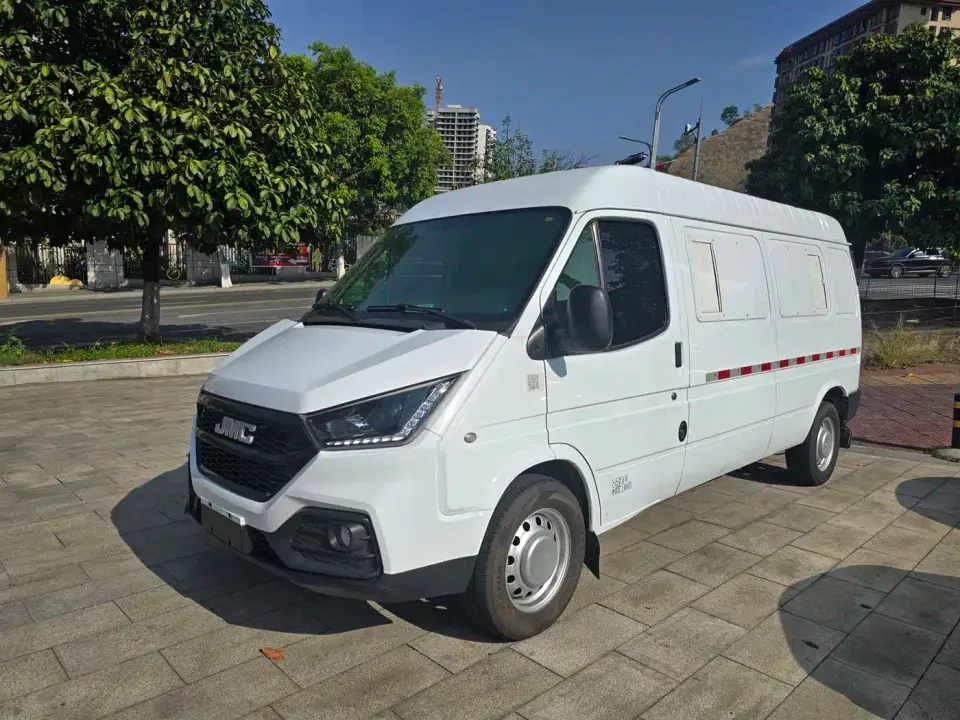 Jiangling Tesun Model 2.8T Space King Taurus Edition Long Wheelbase Medium-High Roof Single Rear Tire 3-Seater Diesel China VI JX493 2023