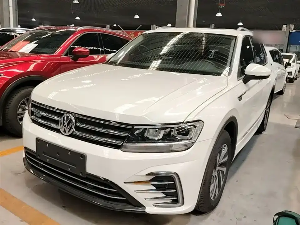 Volkswagen Tiguan L PHEV 430PHEV Plug-in Hybrid Premium Edition 2021