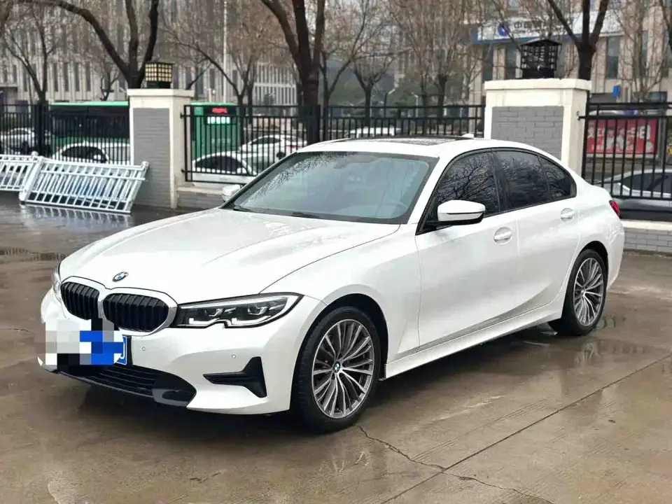 BMW 3 Series Facelift 320i Sport Package 2022