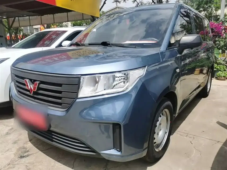 Wuling Motors Wuling Hongguang PLUS 1.5L Manual Standard 5-seater 2021
