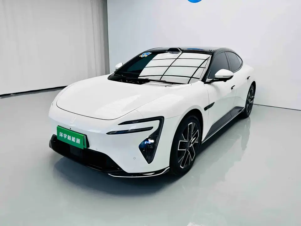 Avatr 06 Ultra Pure Electric Edition 2025