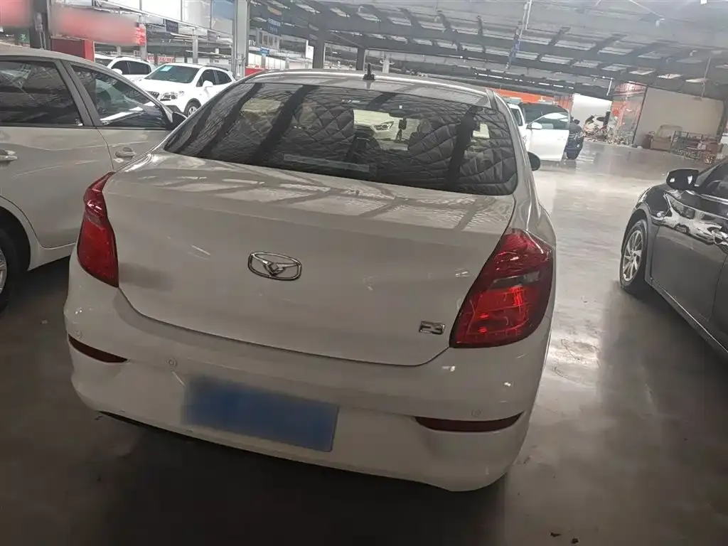 Cowin Kaiyi E3 1.5L Manual Luxury 2019 — фото 7