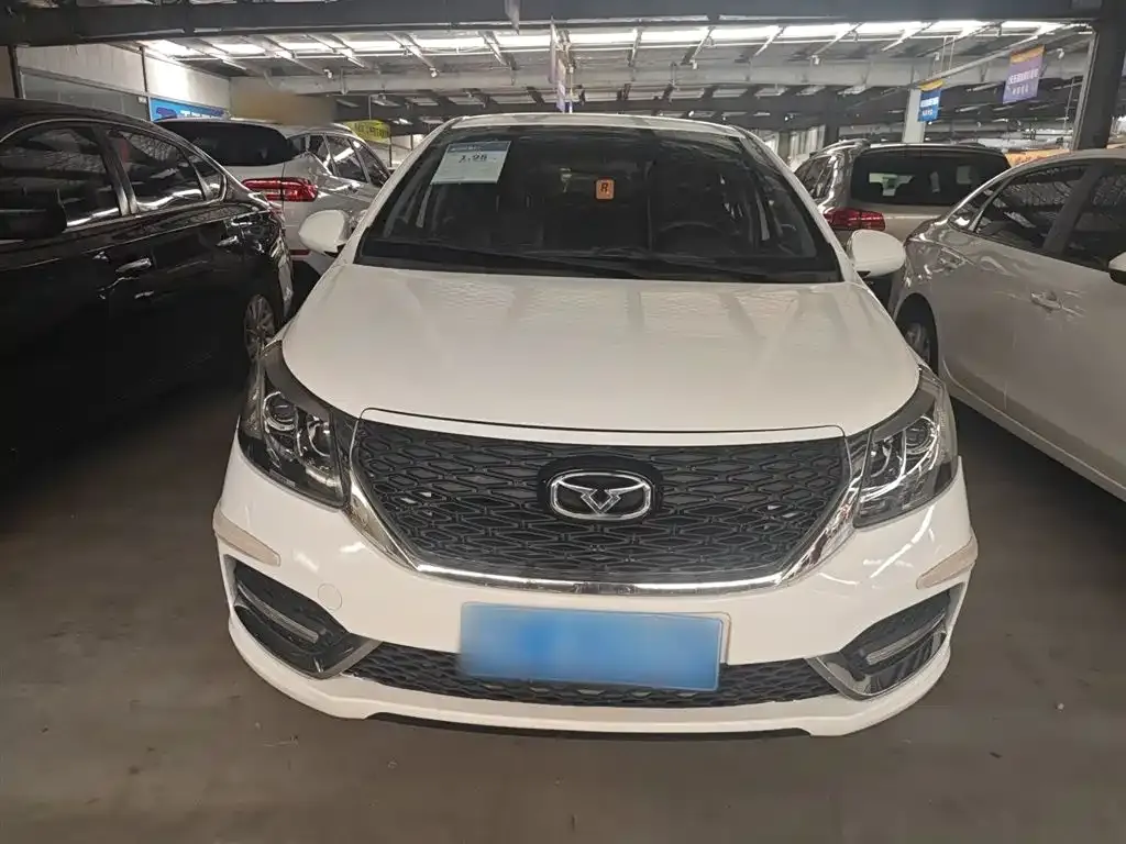 Cowin Kaiyi E3 1.5L Manual Luxury 2019 — фото 3