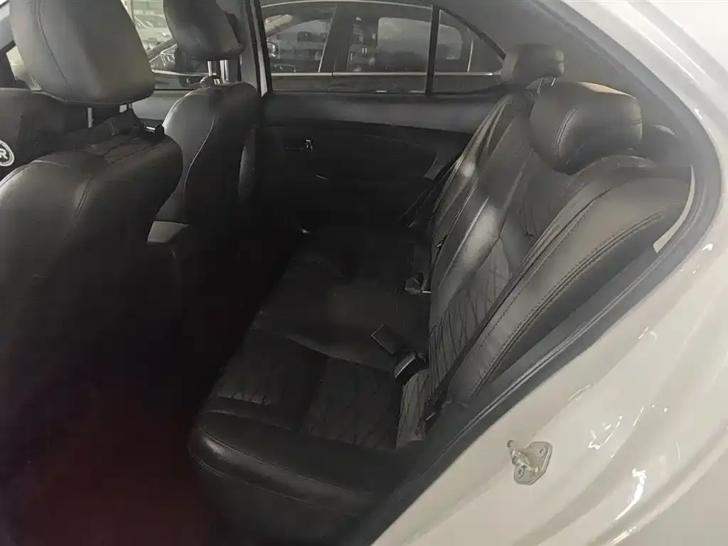 Cowin Kaiyi E3 1.5L Manual Luxury 2019 — фото 11