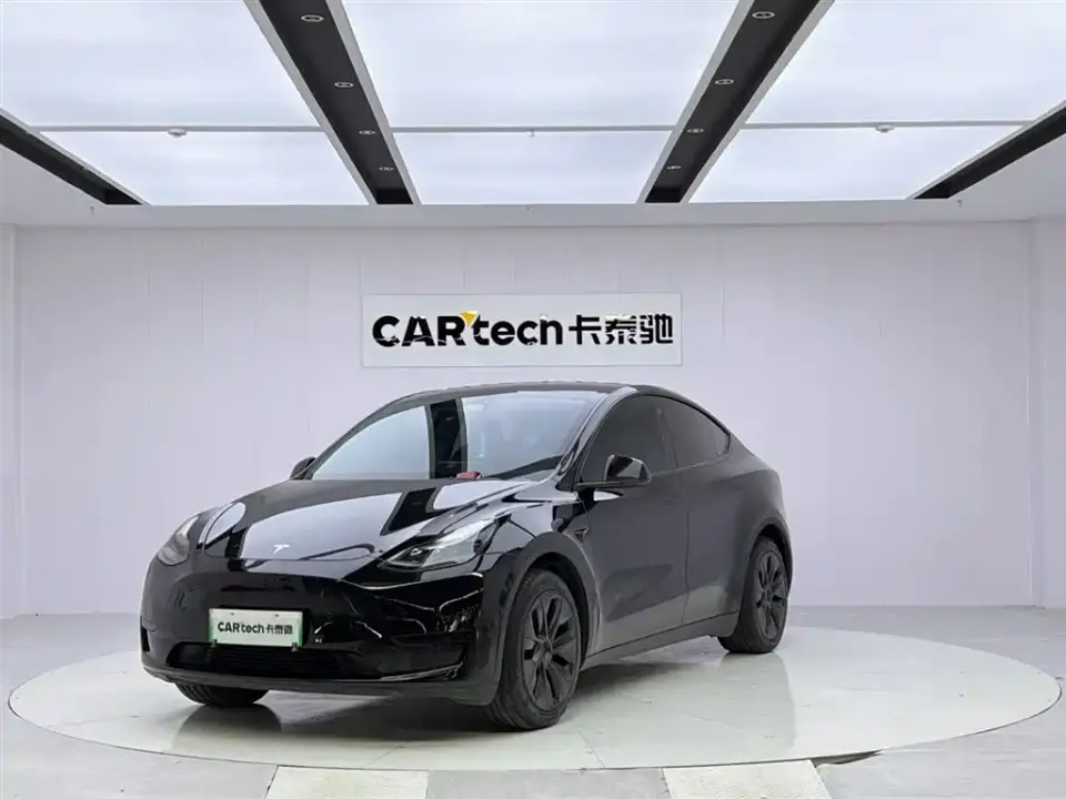 Tesla Model Y Rear-Wheel Drive Edition 2023