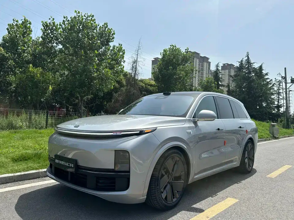 Li Auto Li L8 Pro Smart Renewal Edition 2025