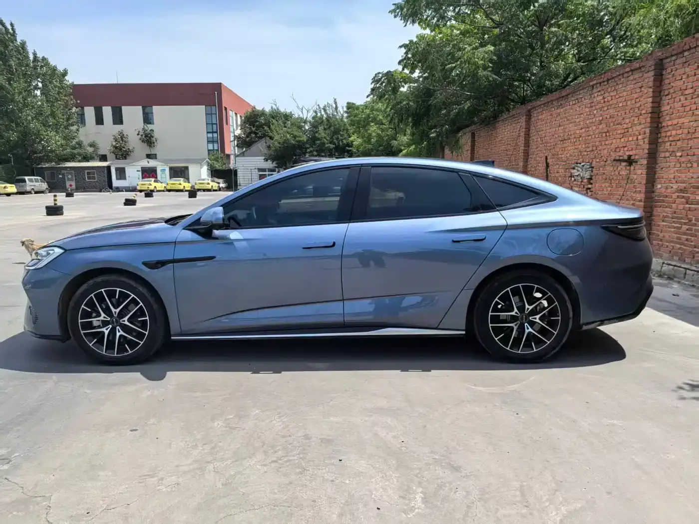 BYD Seal 07 DM-i Smart Drive Edition DM-i 1.5L 125km Premium 2025 — фото 5