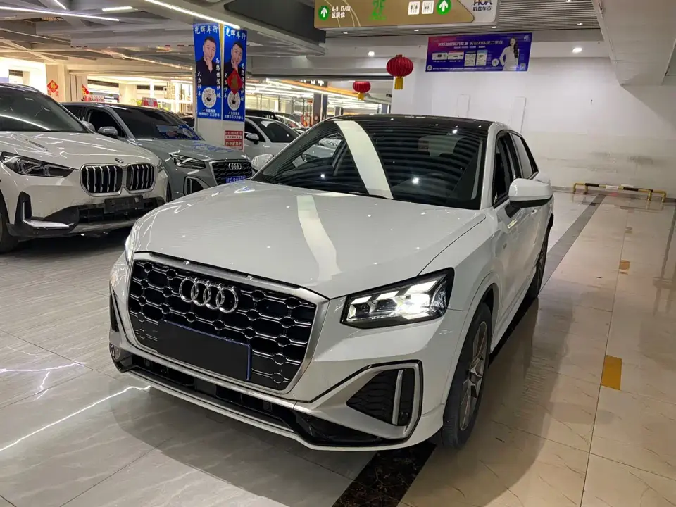 Audi Q2L 35 TFSI Fashion Dynamic 2021