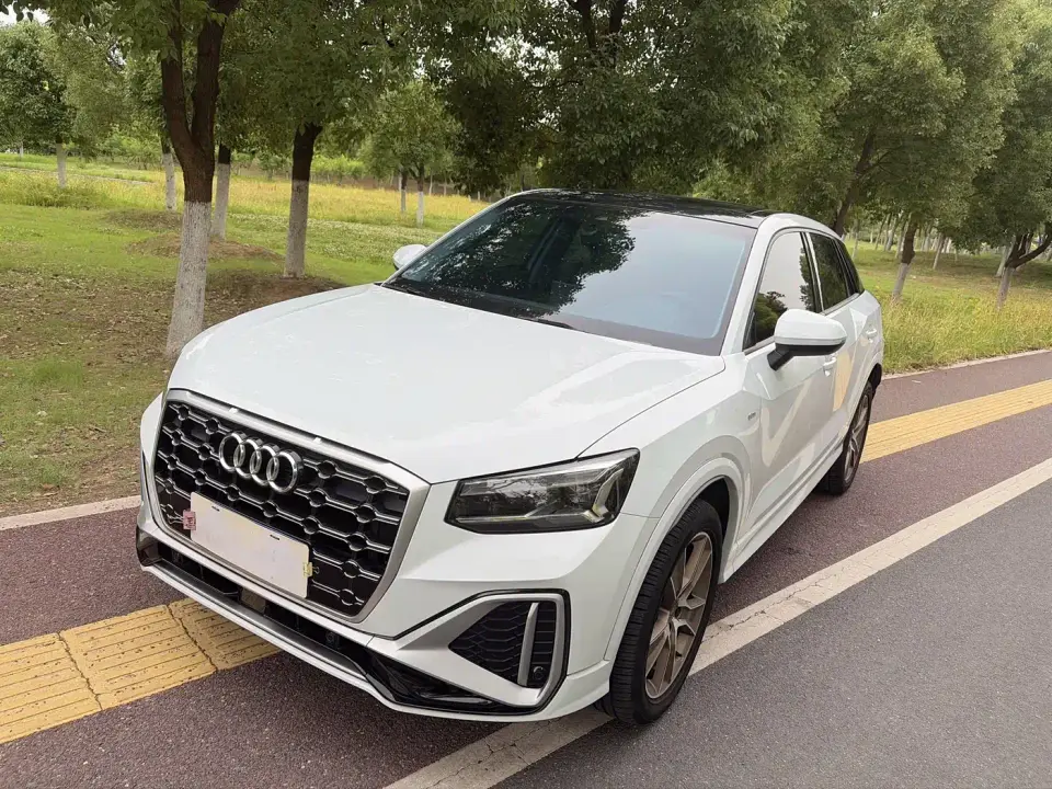 Audi Q2L 35 TFSI Fashion Dynamic 2022