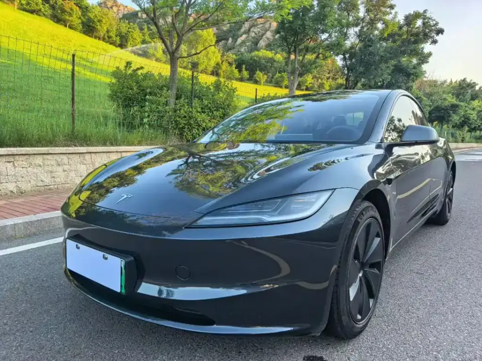 Tesla Model 3 Rear-Wheel Drive 2024