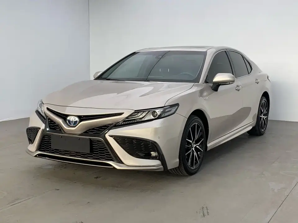 Toyota Camry Hybrid 2.5HS Fashion Edition 2022