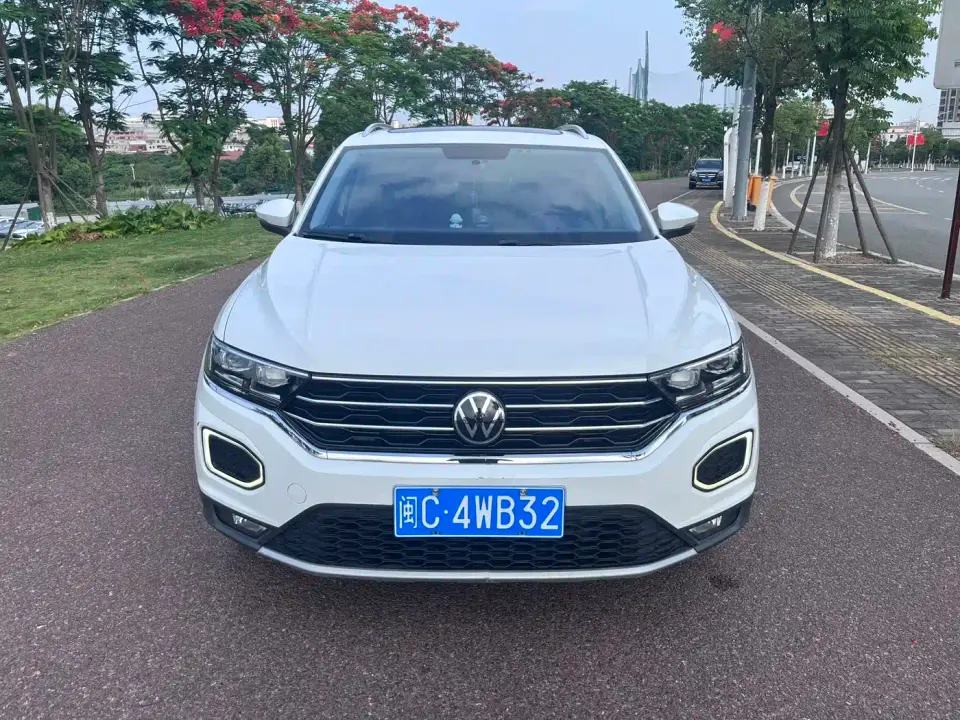 Volkswagen T-ROC 280TSI DSG 2WD Luxury Connected 2021