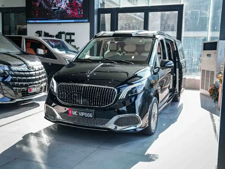 Mercedes-Benz Vito 2.0T Business 7-Seater 2024