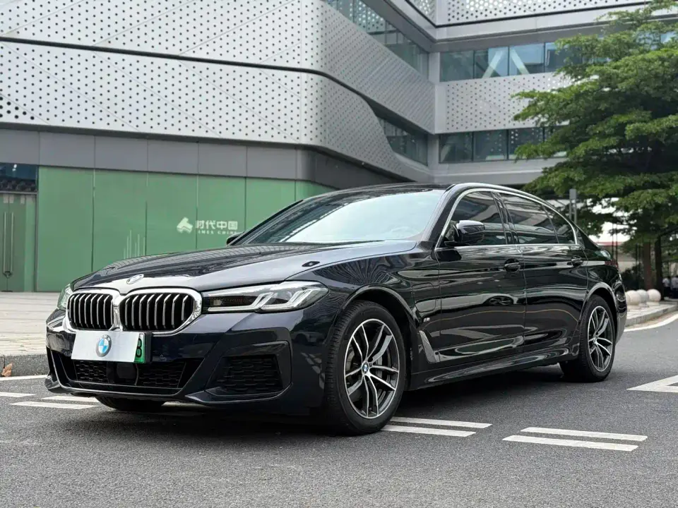 BMW 5 Series New Energy 535Le Pioneer Edition M Sport Package 2021