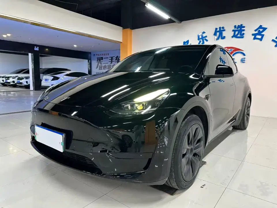 Tesla Model Y Rear-Wheel Drive Edition 2023