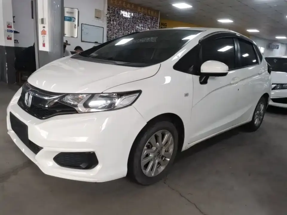 Honda Fit 1.5L CVT Comfort Sunroof Edition 2019