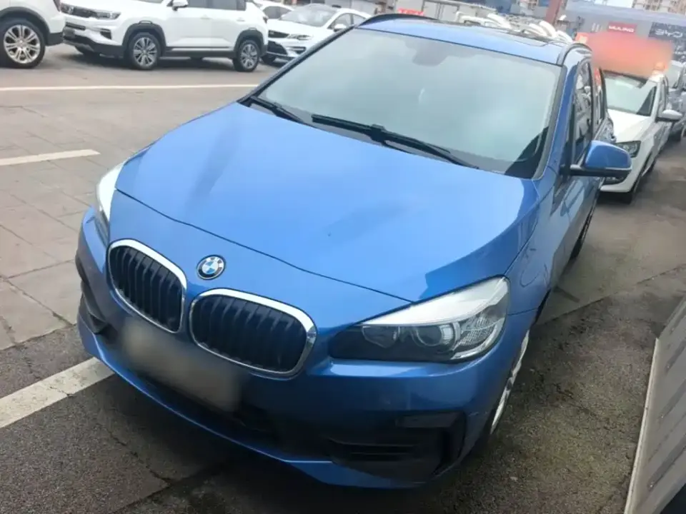 BMW 2 Series Touring 218i Sport Line 2019