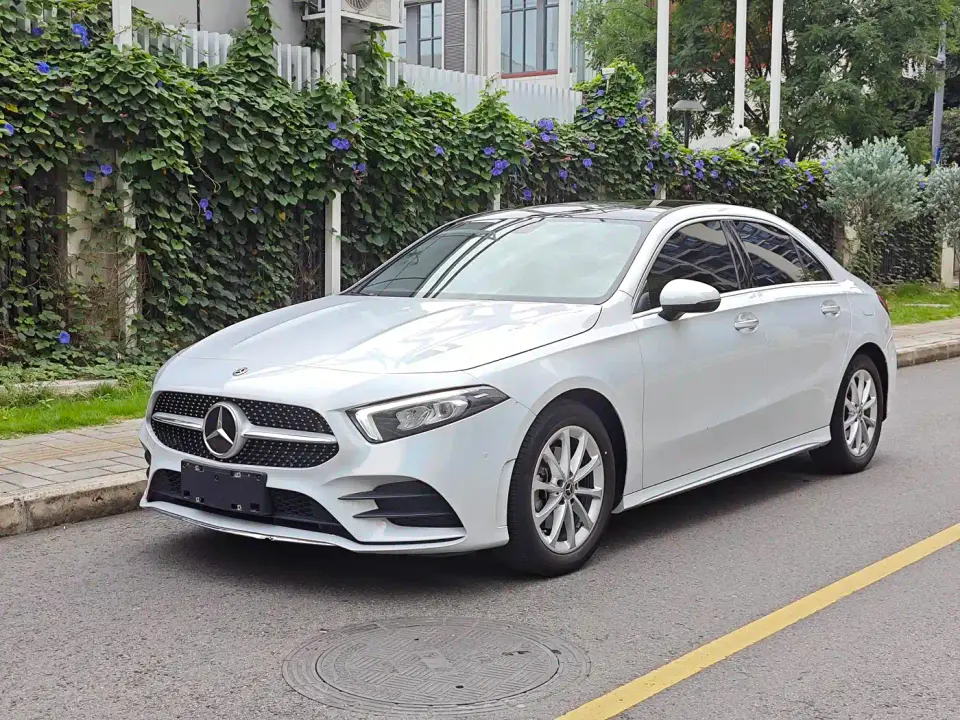 Mercedes-Benz A-Class A 200 L Sport Sedan Fashion Edition 2020