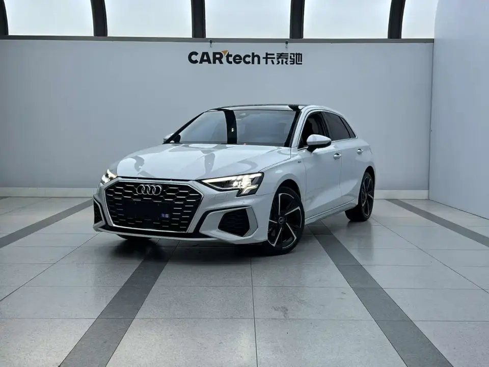 Audi A3 Facelift Sportback 35 TFSI Fashion Sport 2024