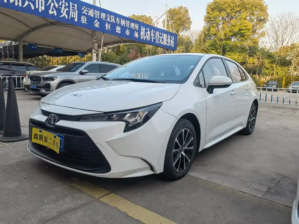 Toyota Levin TNGA 1.5L CVT Leading 2024