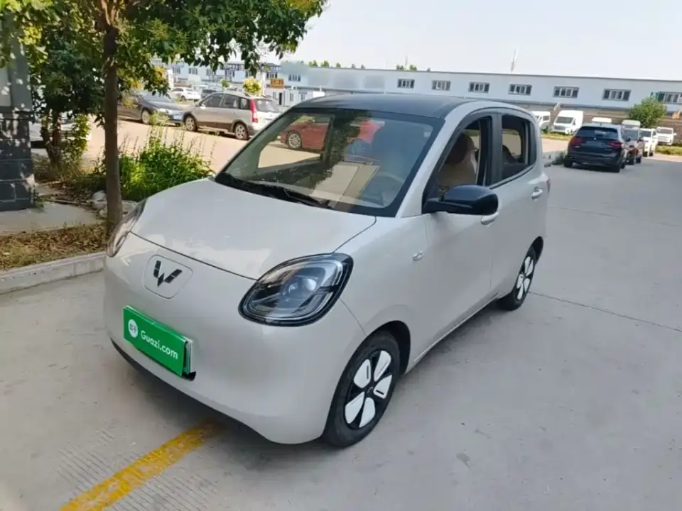 Wuling Motors Hongguang MINIEV 4-Door Premium Edition 2024