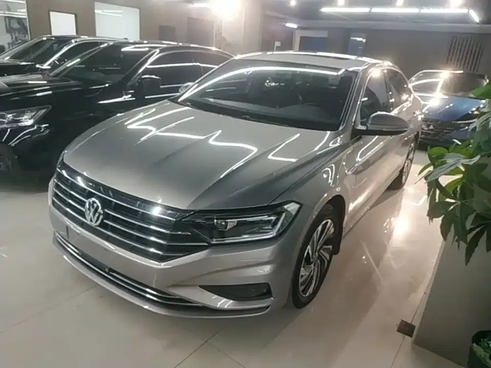 Volkswagen Sagitar 280TSI DSG Surpassing Edition 2021