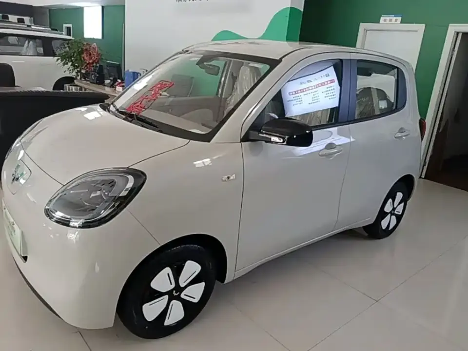 Wuling Motors Hongguang MINIEV 4-Door Advanced 2026
