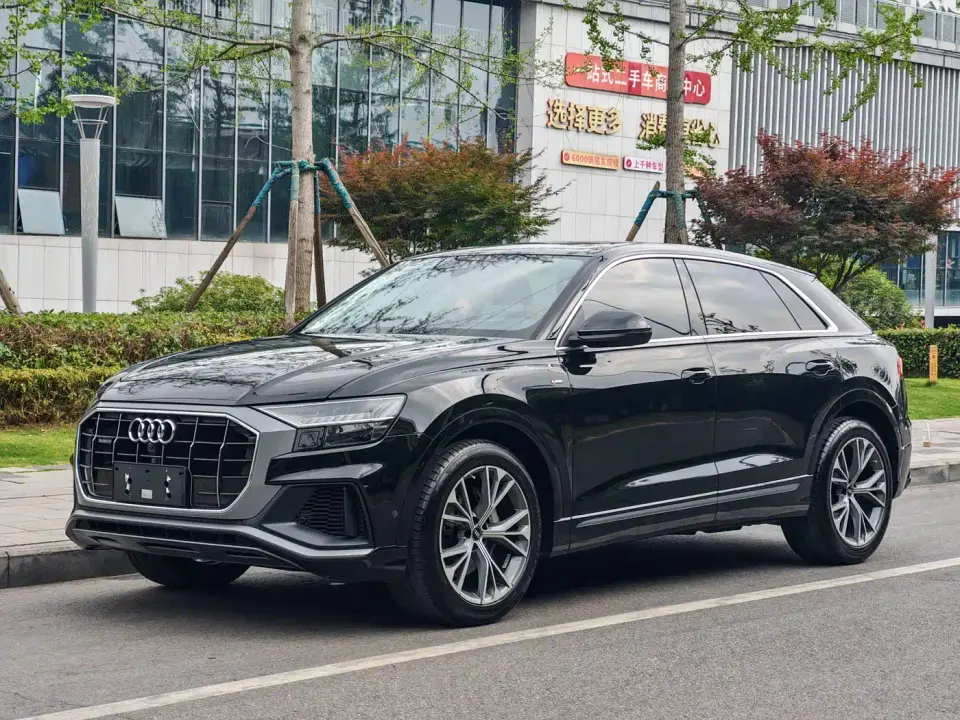 Audi Q8 Model 55 TFSI Luxury Dynamic 2021