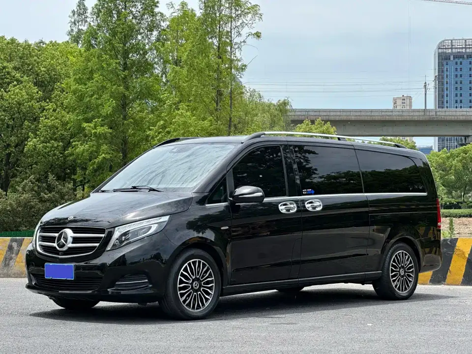 Mercedes-Benz V-Class V 260 L Premium Long Wheelbase Edition China VI 2019