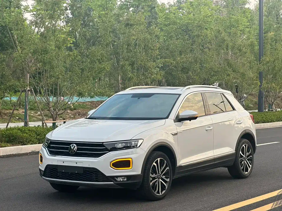 Volkswagen T-ROC 280TSI DSG 2WD Comfort PLUS 2023