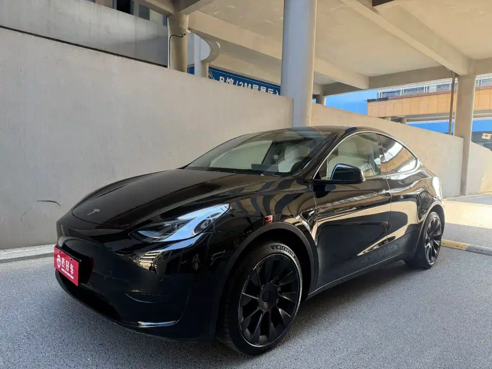 Tesla Model Y Facelift Rear-Wheel Drive Version 2023