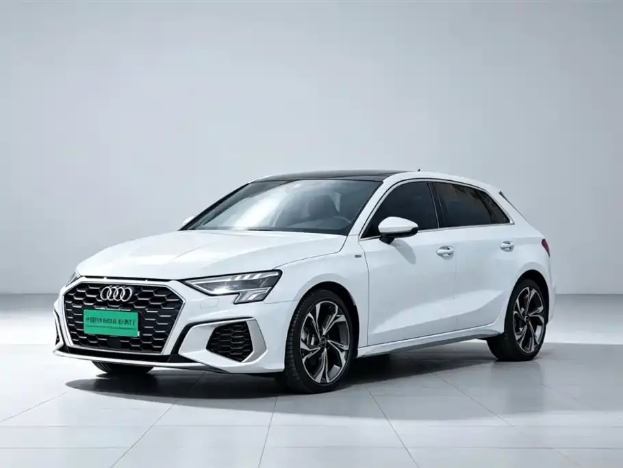Audi A3 Sportback 35 TFSI Luxury Sport 2023