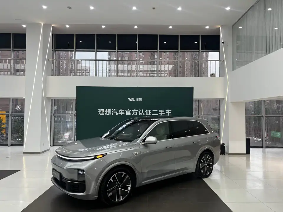 Li Auto Li L8 Ultra Smart Renewal Edition 2025