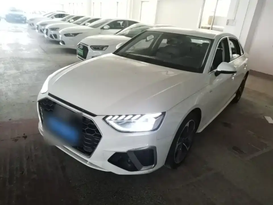 Audi A4L 40 TFSI Fashion Dynamic 2024