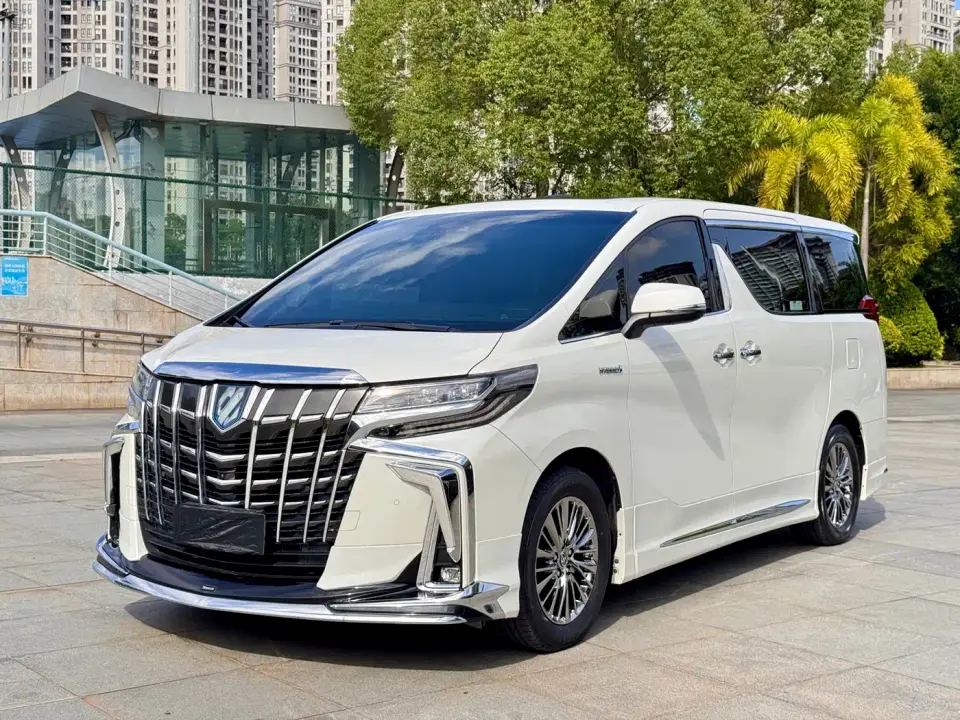 Toyota Alphard Hybrid 2.5L Premium 2022