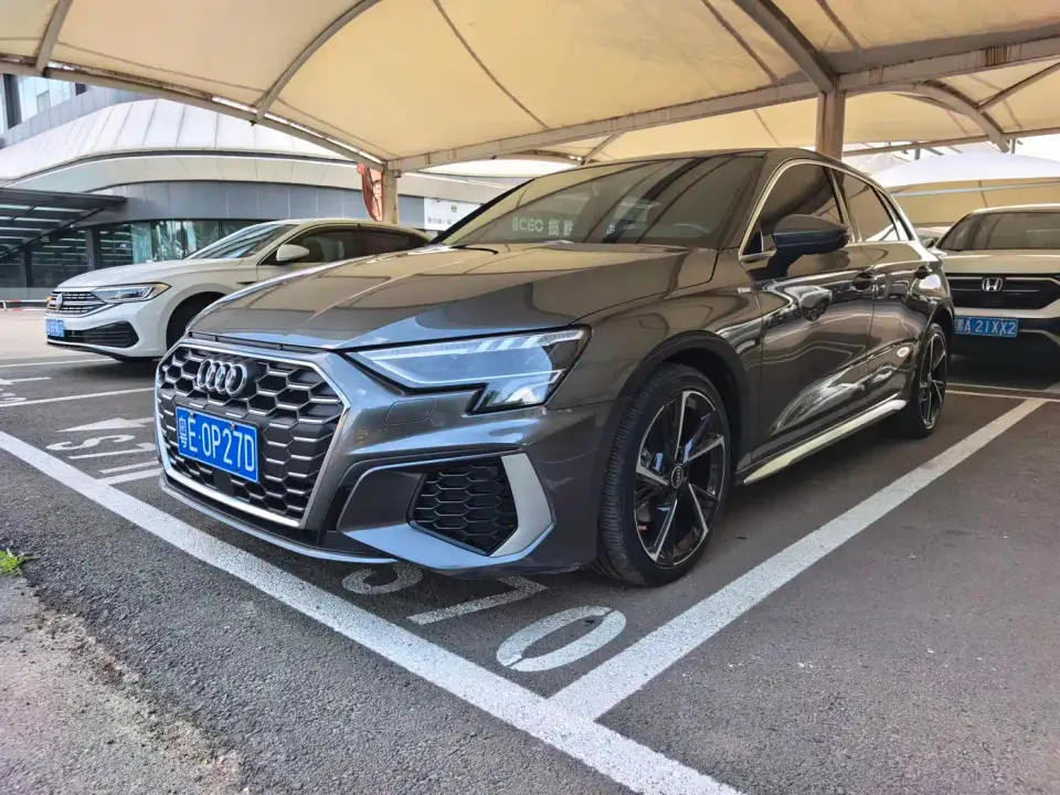 Audi A3 Facelift Sportback 35 TFSI Fashion Sport 2023